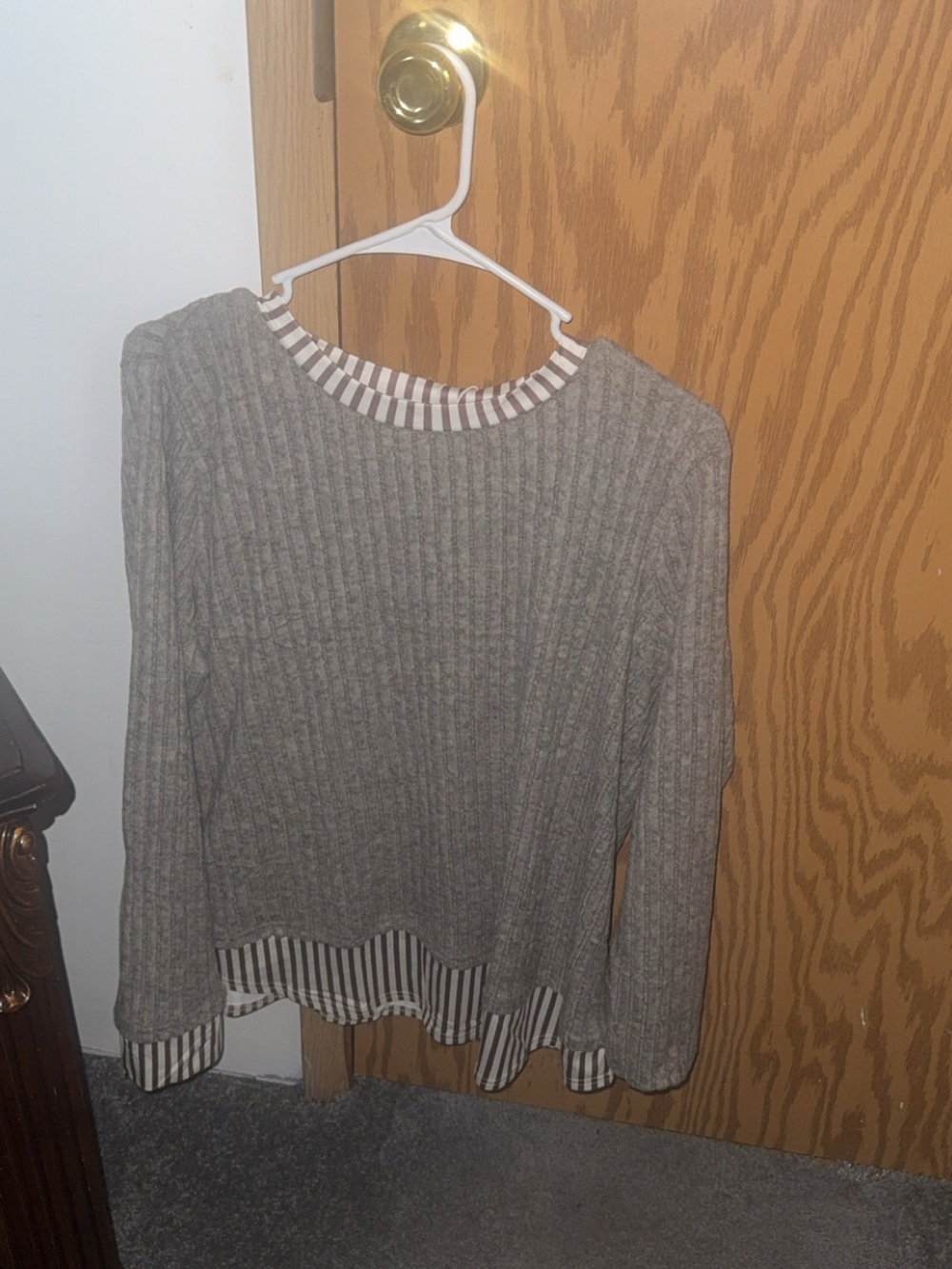 Amazon Gray Ribbed Crewneck Sweater with Cream-Striped Trim